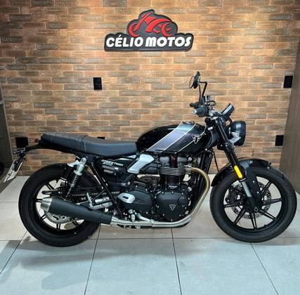 TRIUMPH SPEED TWIN 900 